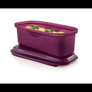 New! Tupperware Microwave pasta maker